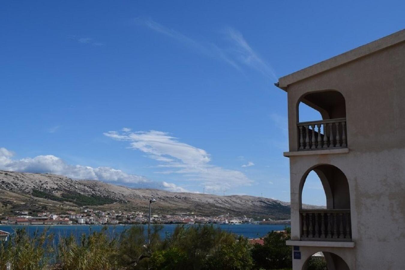 Apartment Dar Pag Town Kültér fotó